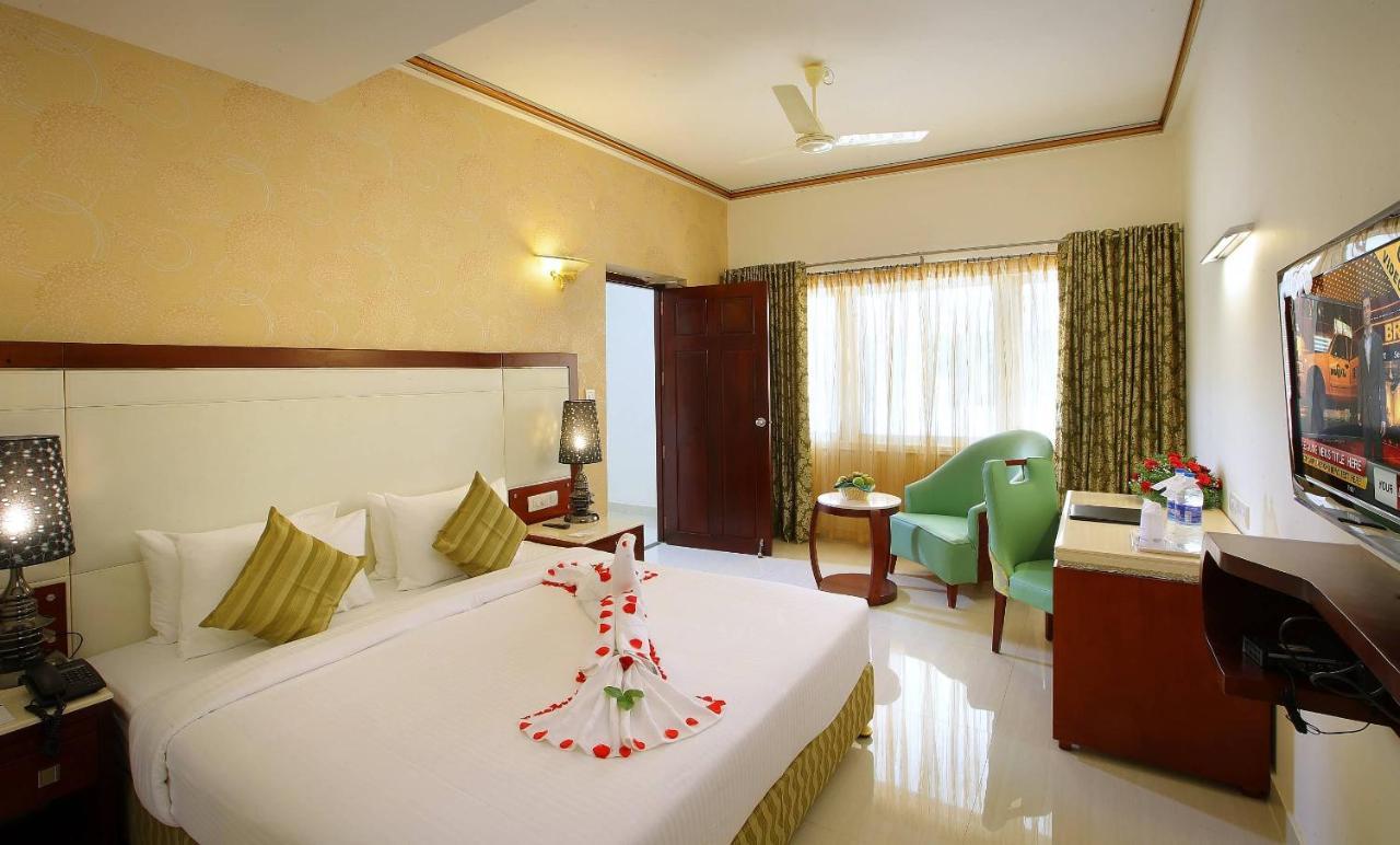 Hotel Port Palace Kovalam Luaran gambar