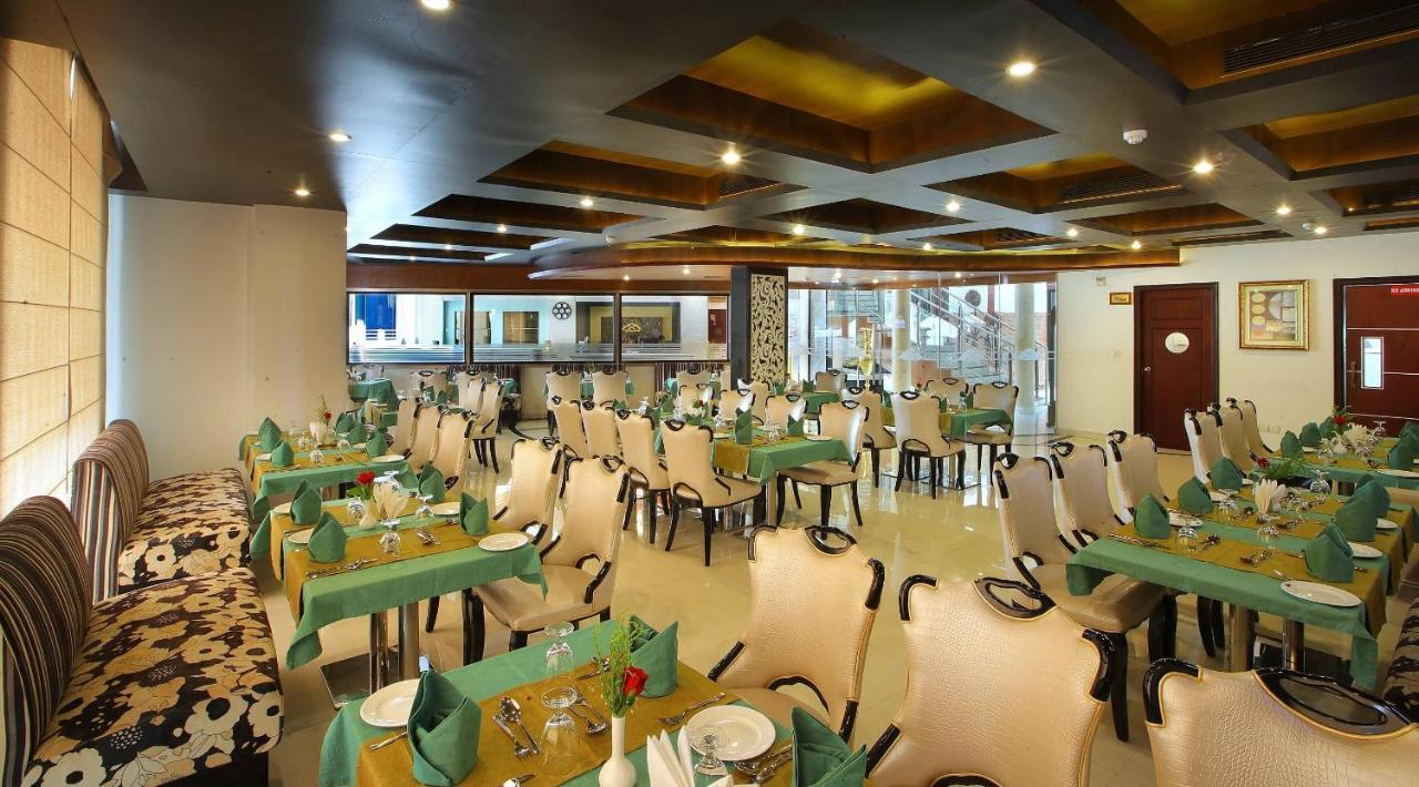 Hotel Port Palace Kovalam Luaran gambar