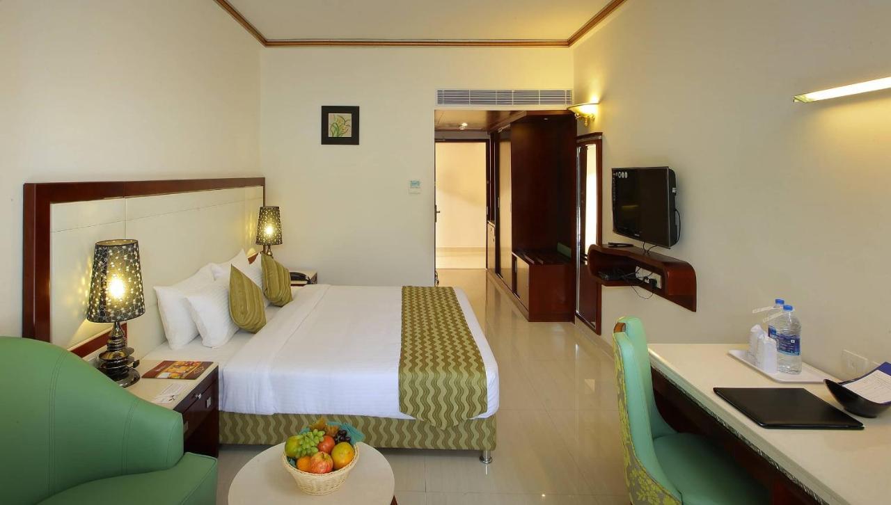 Hotel Port Palace Kovalam Luaran gambar