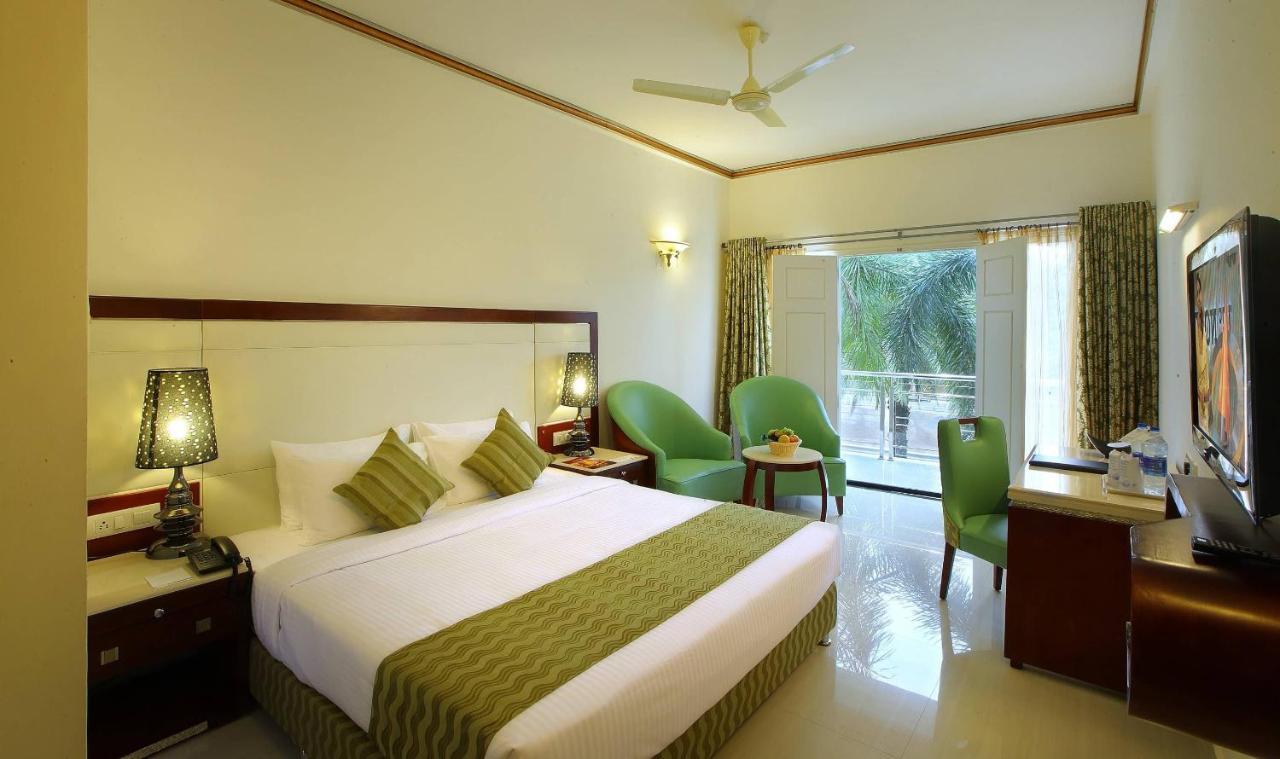 Hotel Port Palace Kovalam Luaran gambar